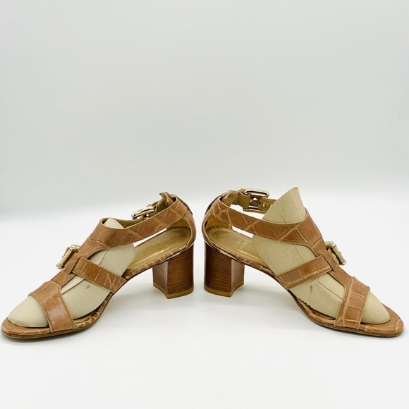 EUC Stuart Weitzman T-Strap Leather Sandals - Picture 5 of 11